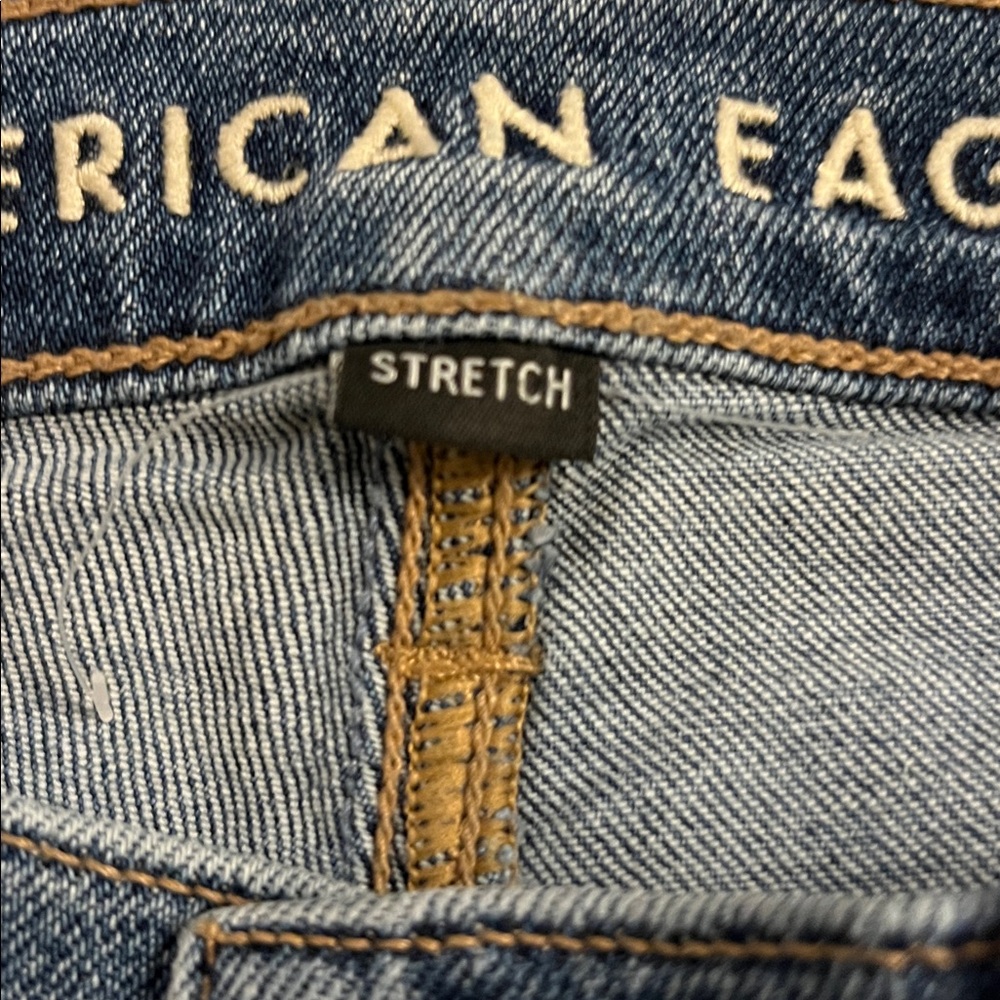 American Eagle Outfitters Women's 90's Straight Denim Stretch Jeans Sz 2 long - Picture 8 of 11